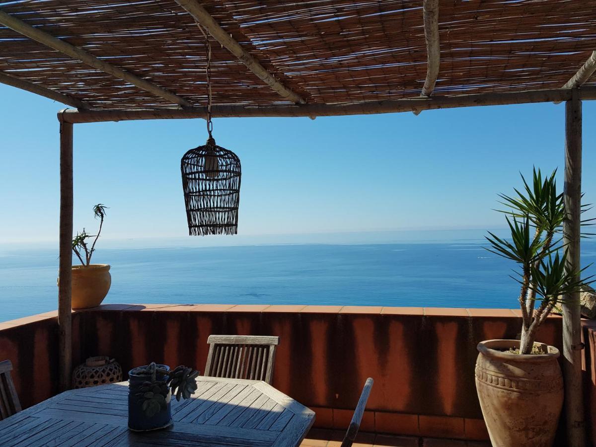 La Bouganvilla Charme & Relax Vista Mare フィナーレ・リーグレ エクステリア 写真